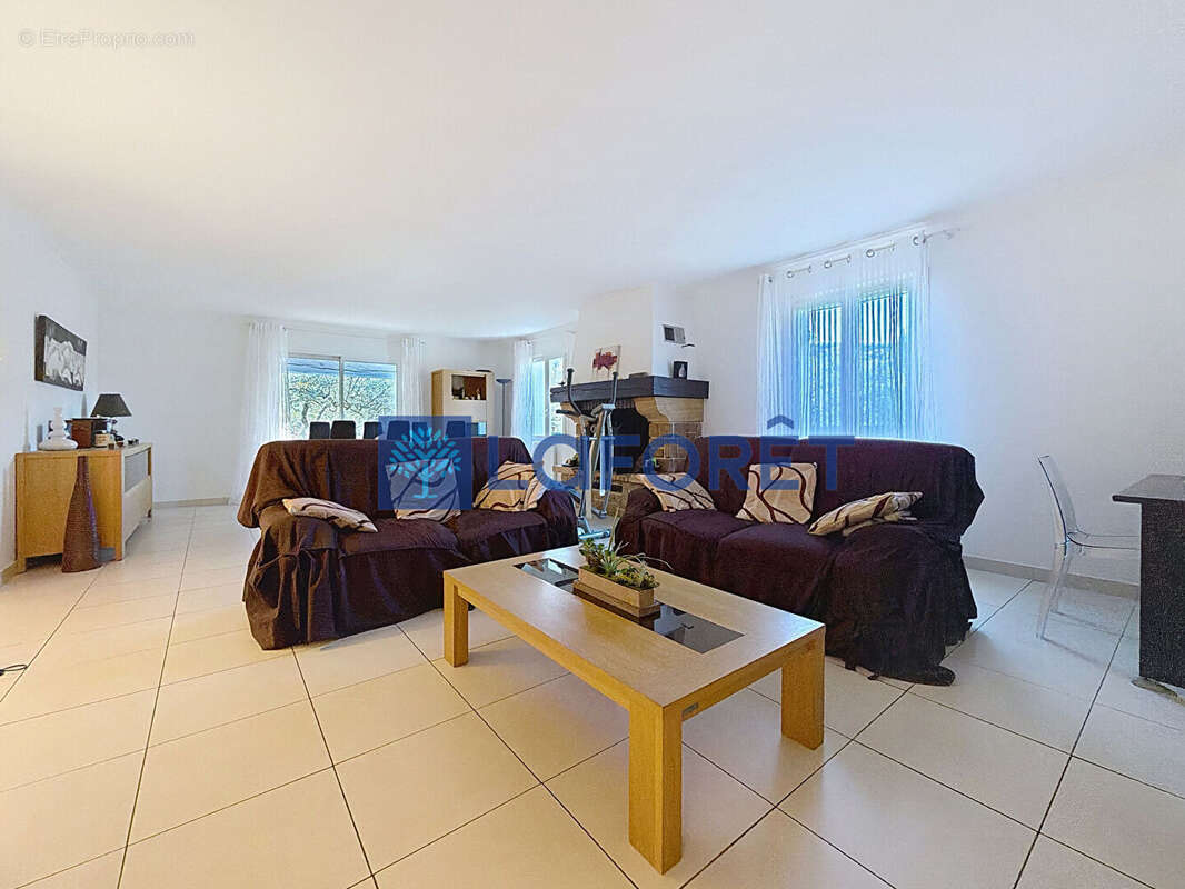 Maison à DRAGUIGNAN