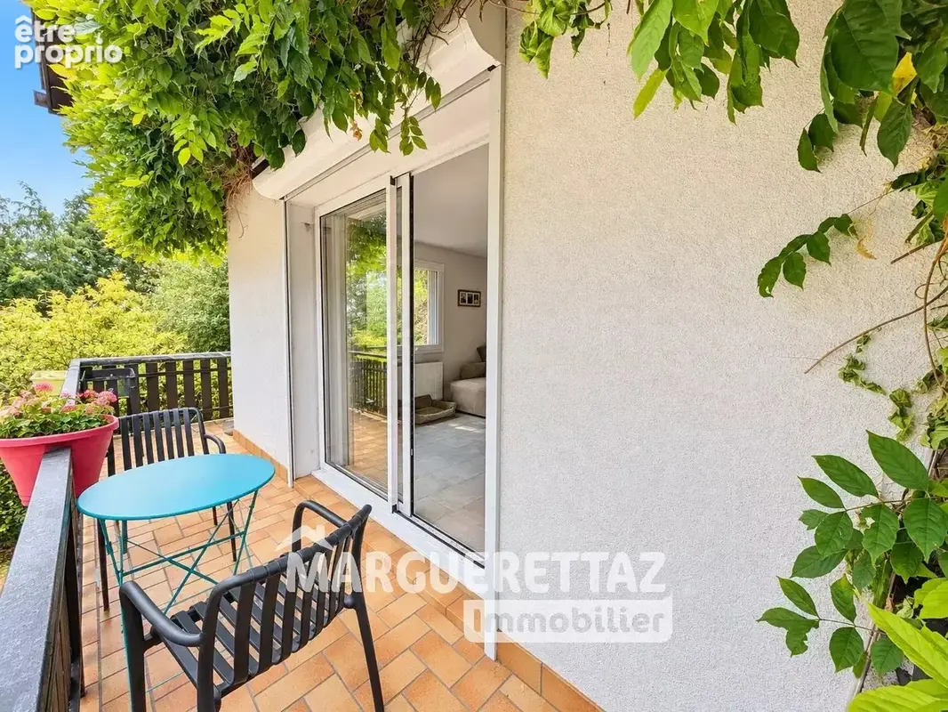 VIUZ-EN-SALLAZ – Maison familiale avec magnifique terrain arboré - photo 9