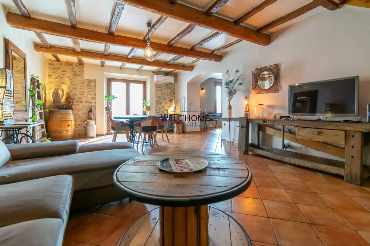 Maison à GINASSERVIS