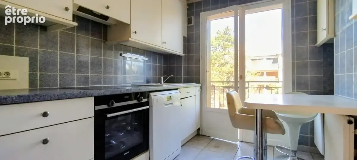 Appartement 4 pièces 83 m² à vendre à Montmorency (95160) - photo 4