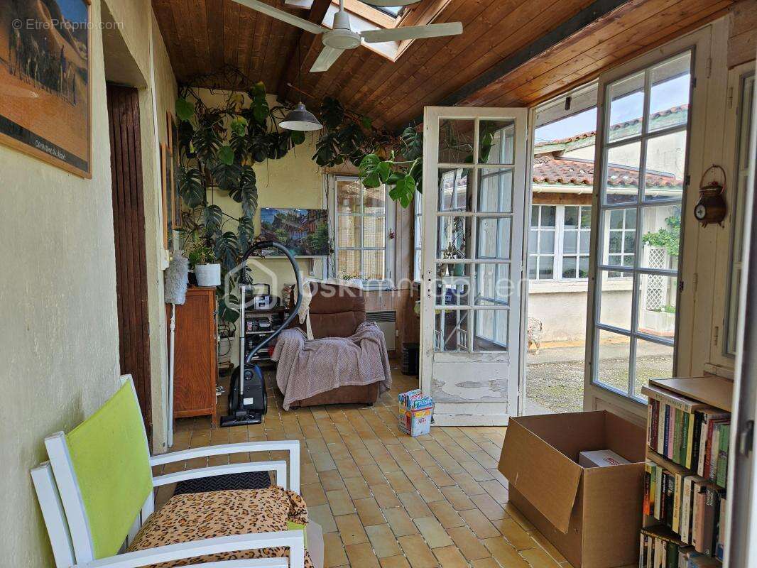 Maison à CAUDECOSTE