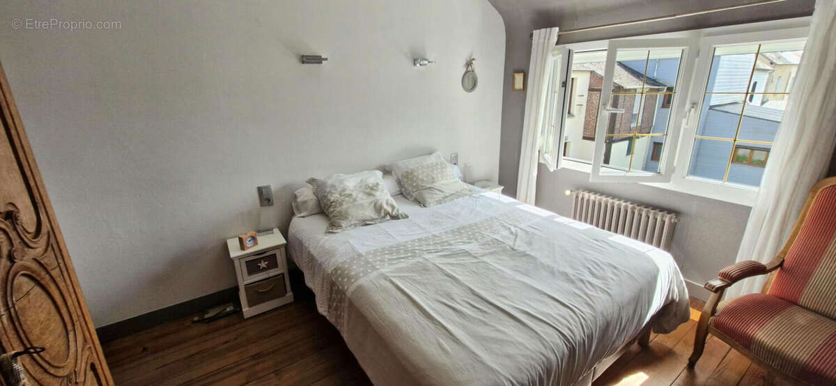 Maison à LILLEBONNE