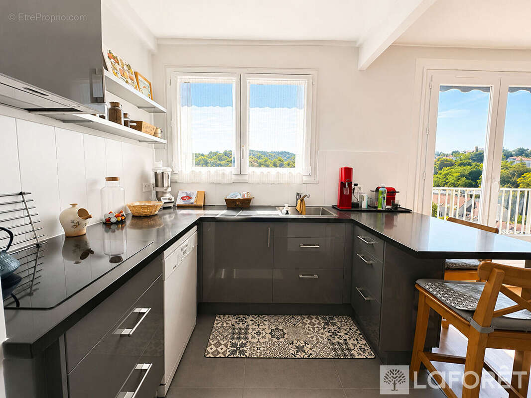 Appartement Sevres 4 pièce(s) 82 m2 - photo 7