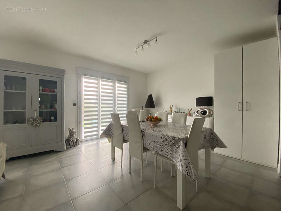 Maison à LE NEUBOURG