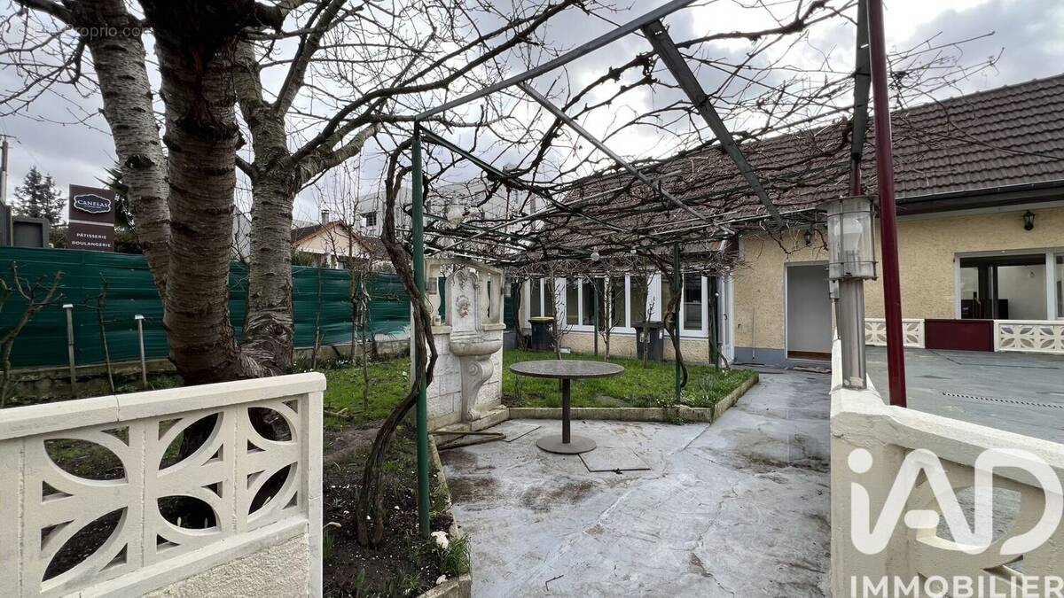 Photo 1 - Maison à PIERREFITTE-SUR-SEINE