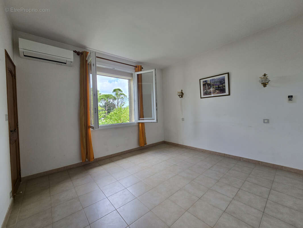 Maison à CAUMONT-SUR-DURANCE