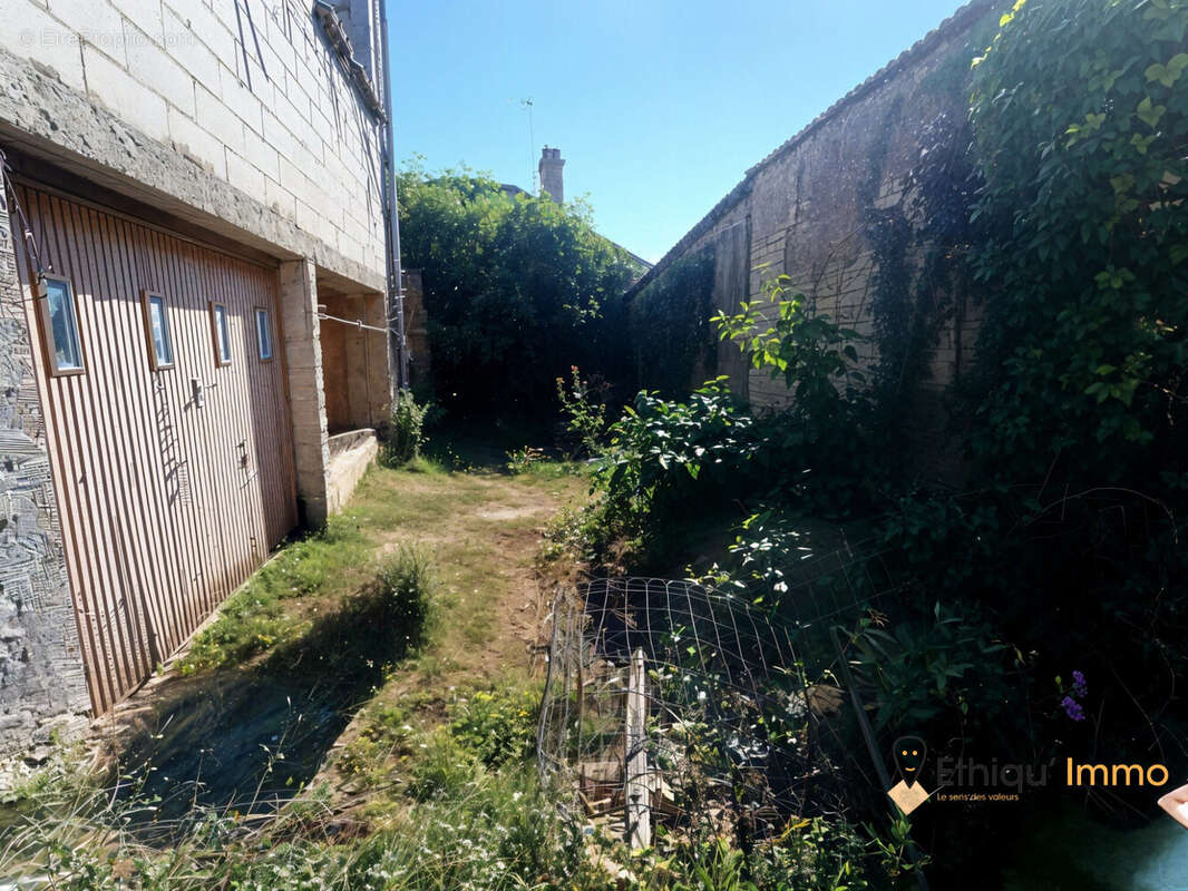 Maison 90 m² à Baroville  - photo 2