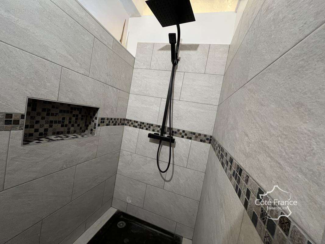 Maison à SAINT-FLORENT-SUR-AUZONNET