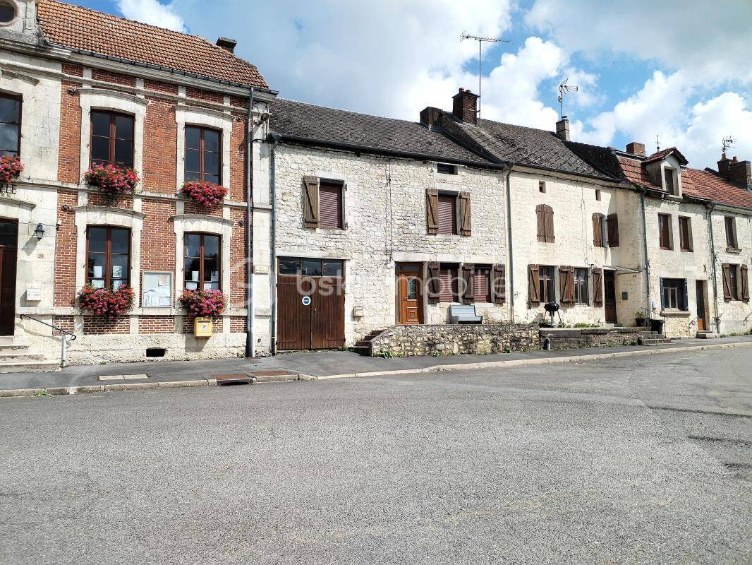 Maison à AOUSTE