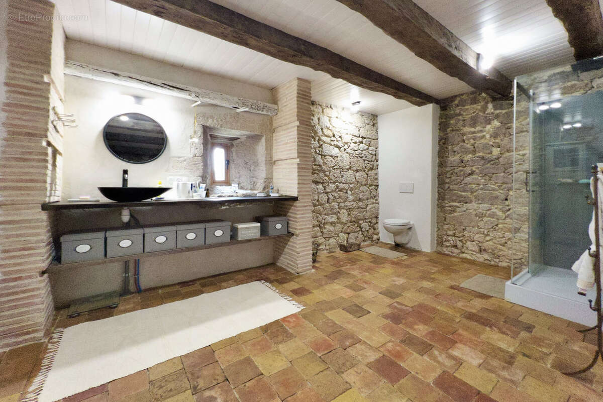 Maison à BRASSAC