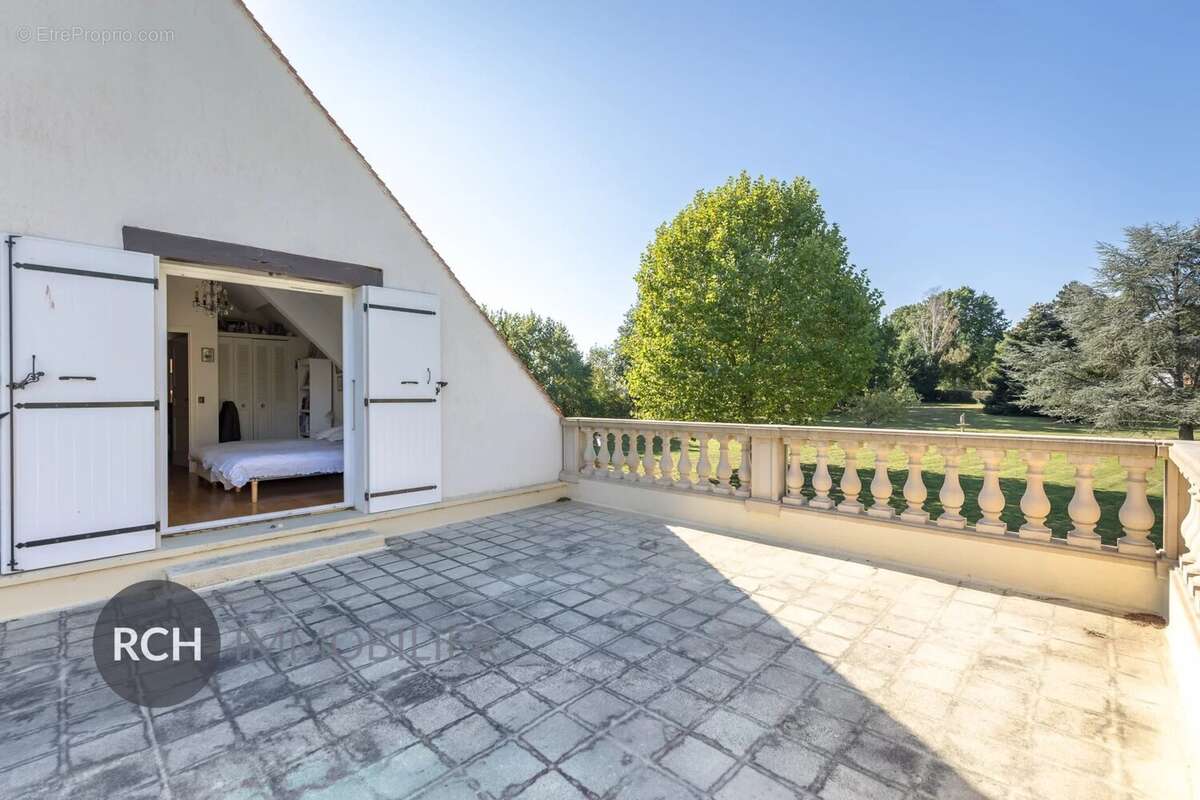 Maison à MONTFORT-L'AMAURY