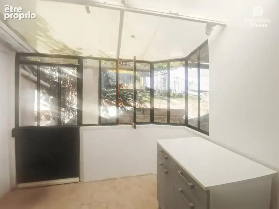 Maison  habitable de suite, deux chambres, grange, terrain, proche Nogent sur Seine - photo 12