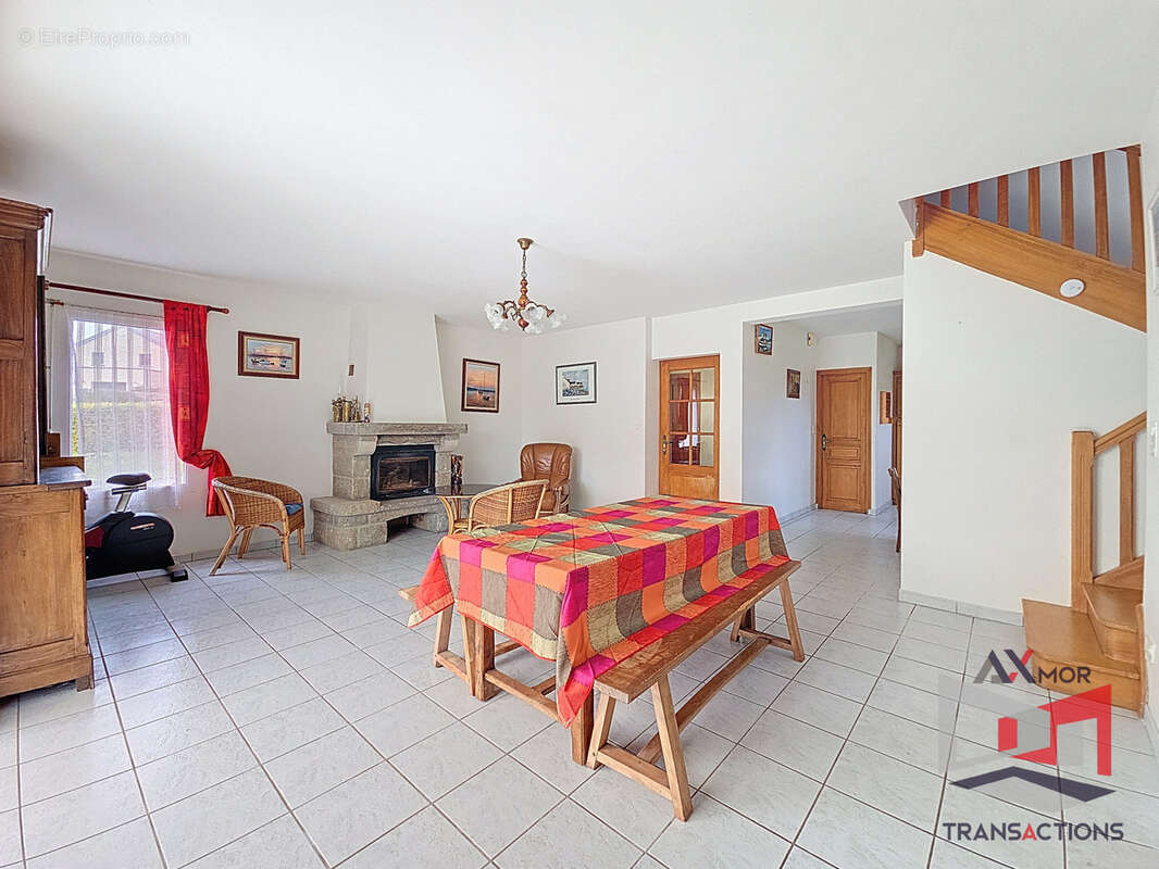 Maison à PLEUMEUR-BODOU