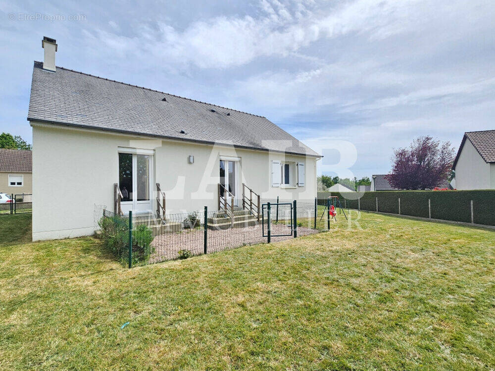 Maison à SAINT-PIERRE-DES-NIDS