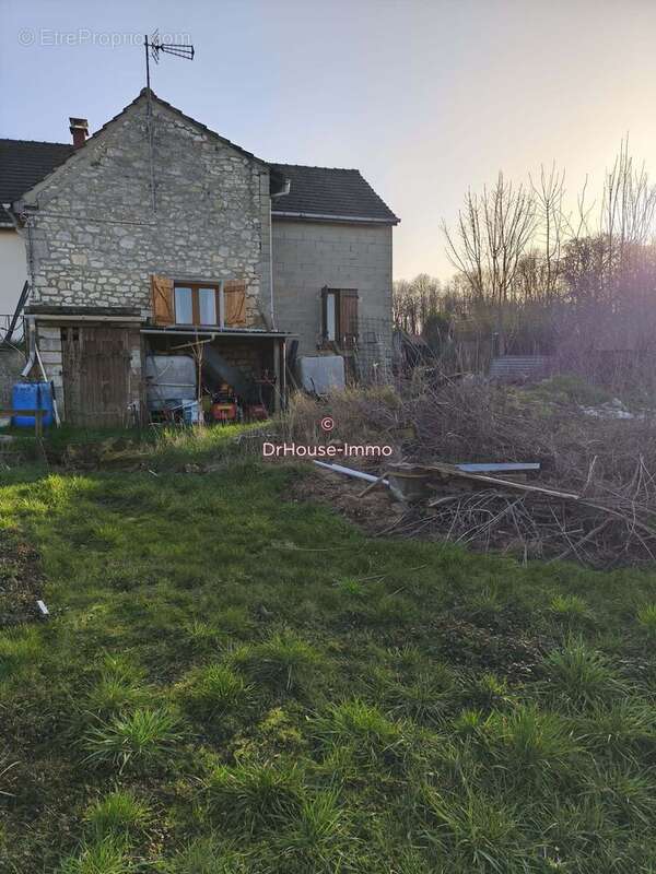 Maison 68 m² à Baugy  - photo 25