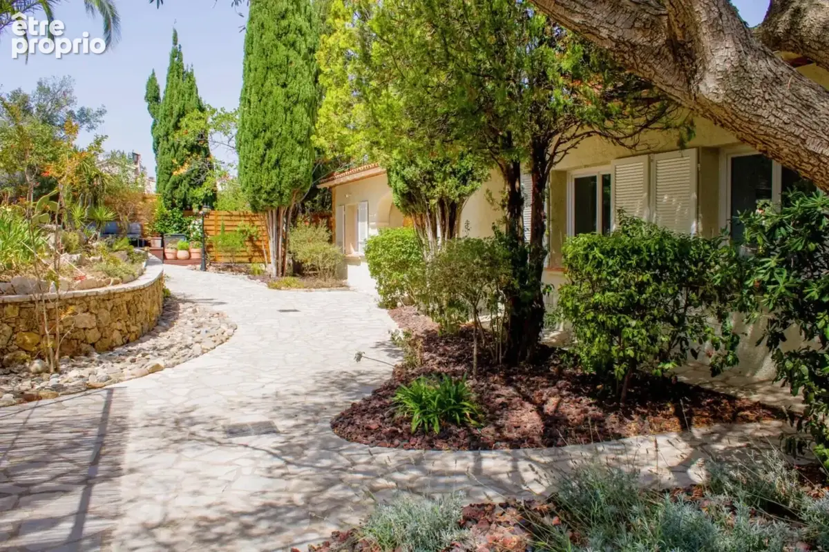 Villa spacieuse entièrement rénovée avec vue mer, piscine et intimité - photo 26