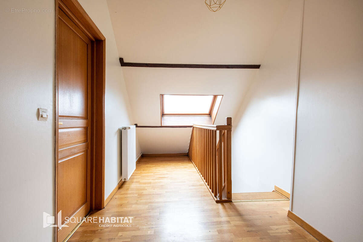 Maison à SAINT-MARTIN-BOULOGNE