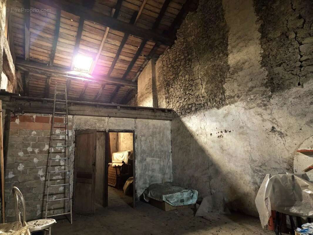 Appartement à MONSEGUR