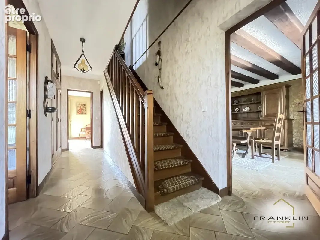 Mitry-le-neuf - spacieux pavillon individuel avec 4 chambres, sous-sol total et un beau jardin - photo 7