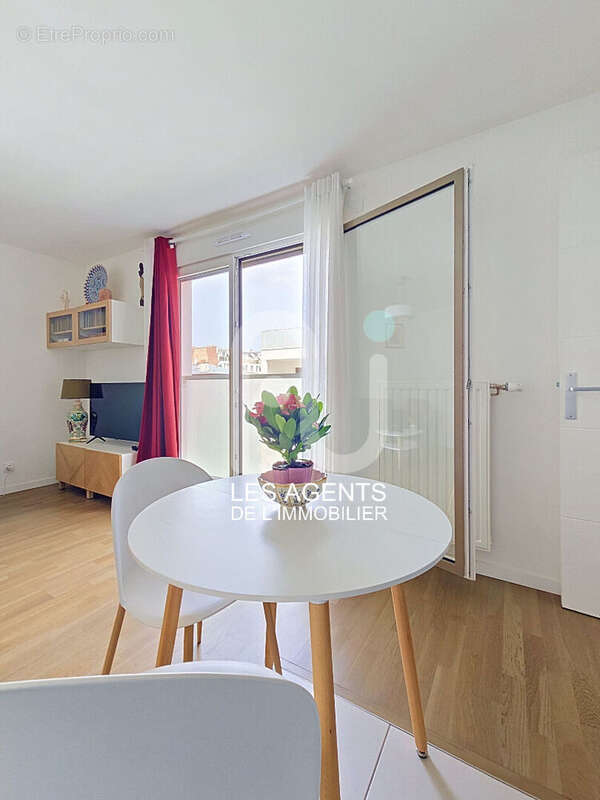 Appartement à ASNIERES-SUR-SEINE
