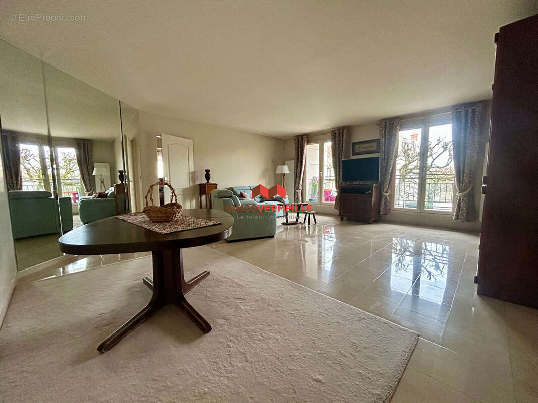 Appartement à POISSY