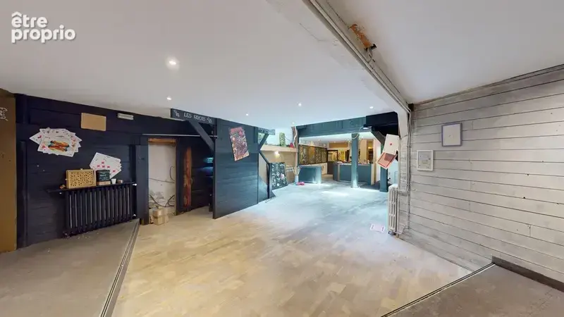 Appartement + local commercial - photo 8