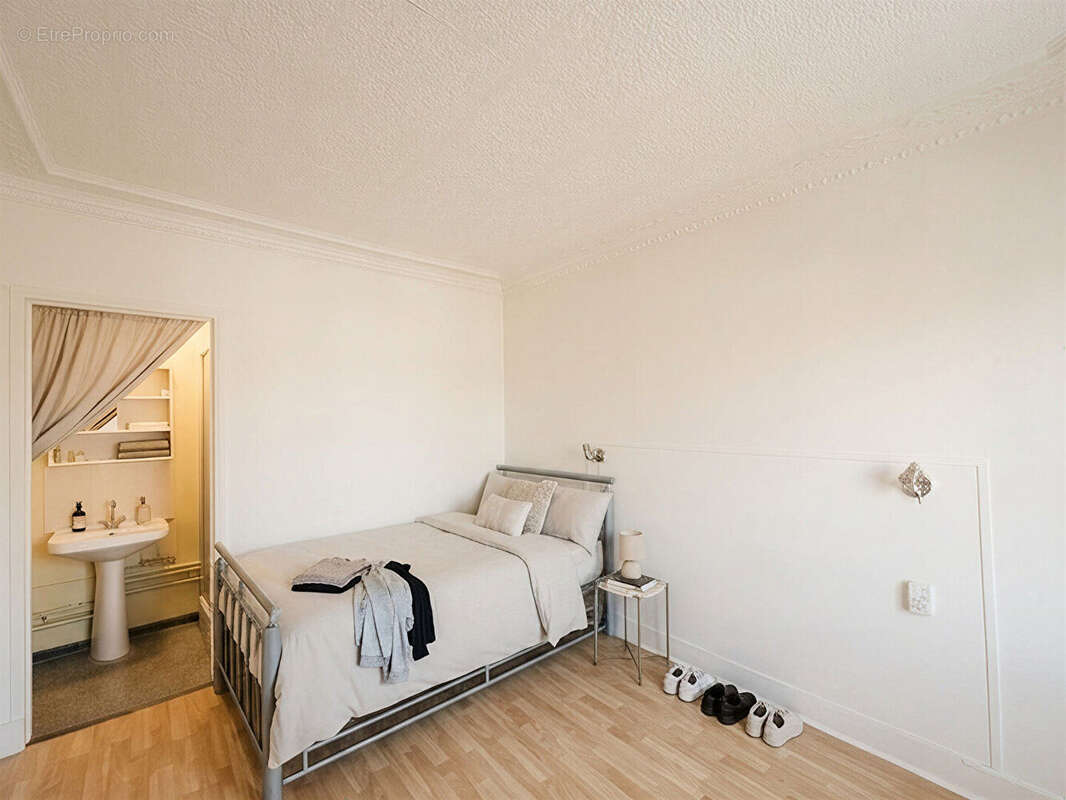 Appartement à AUBERVILLIERS