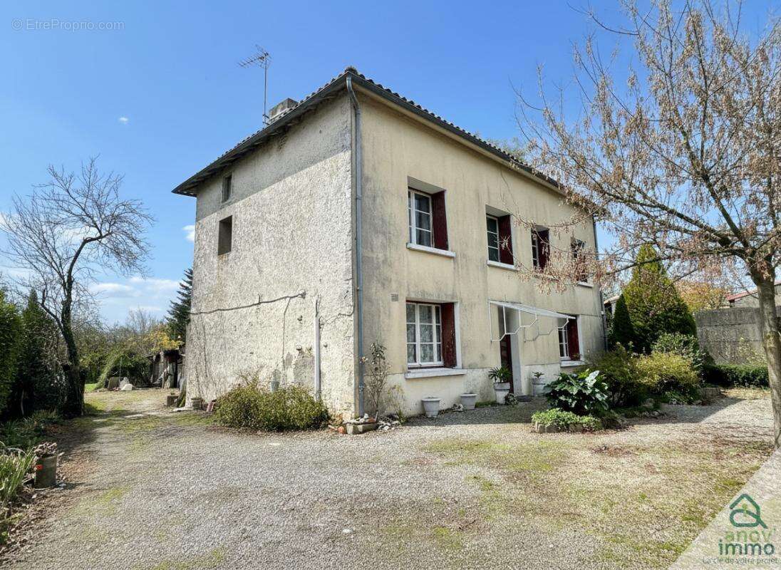 Maison à VERDILLE