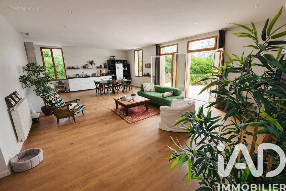 Photo 1 - Maison à PINEUILH