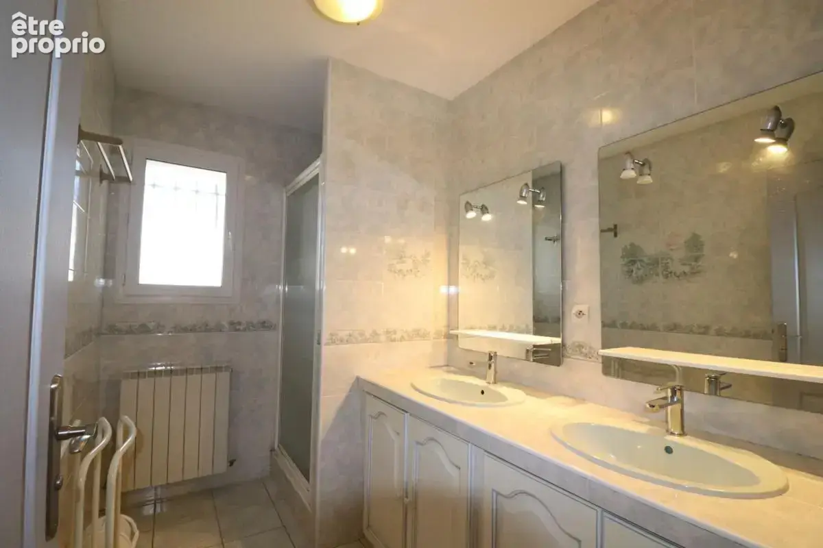 BELLEGARDE  Maison 113 m² avec piscine sur 800 m² de terrain - photo 8