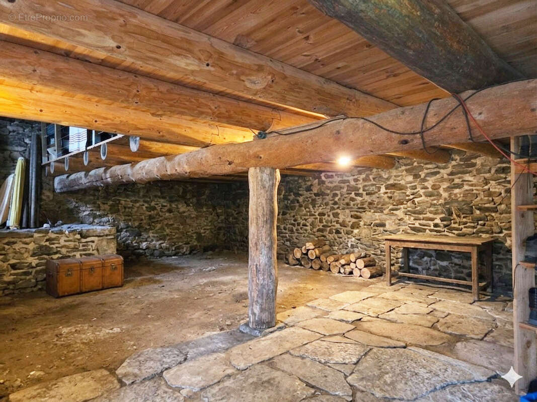 Maison à FAY-SUR-LIGNON