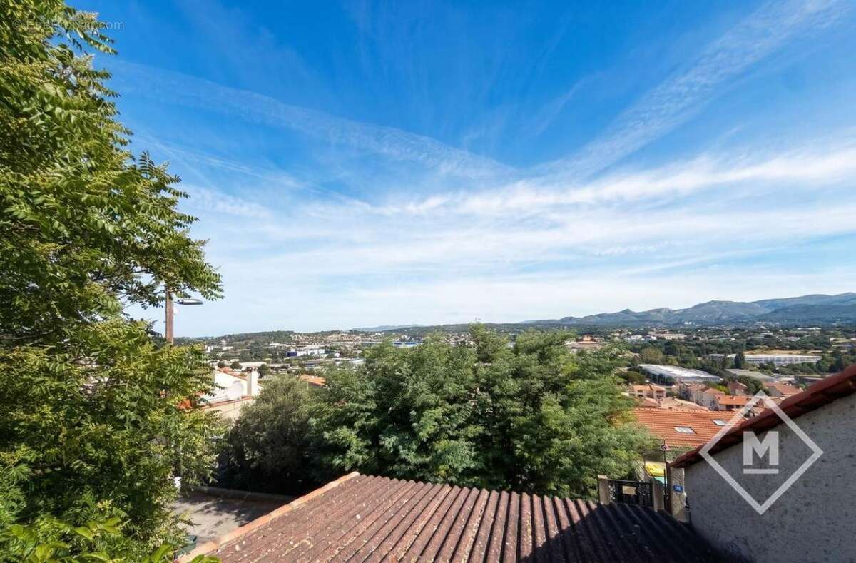 Maison à MARSEILLE-11E