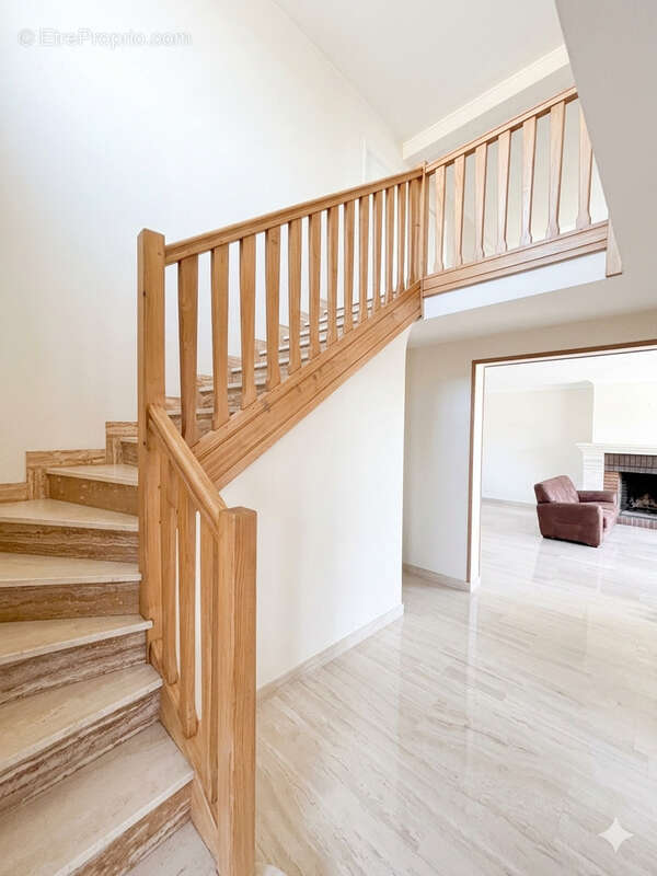 Maison 166 m² à Margency  - photo 14