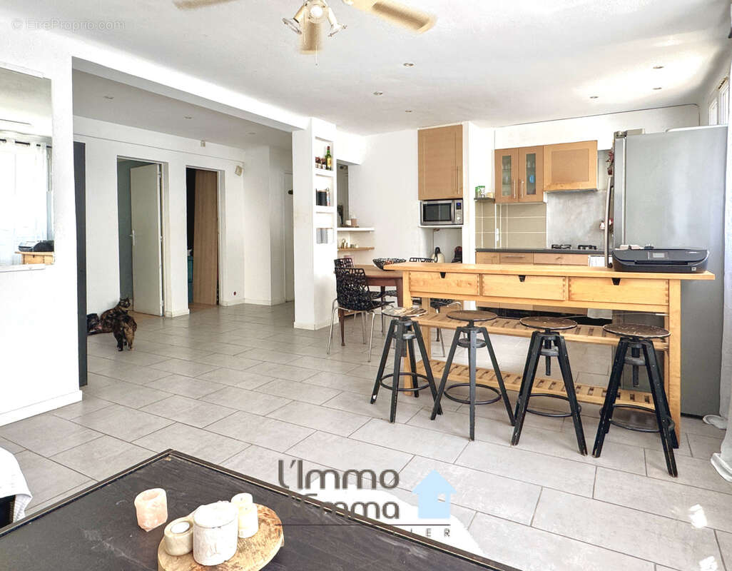 Appartement à MARSEILLE-8E
