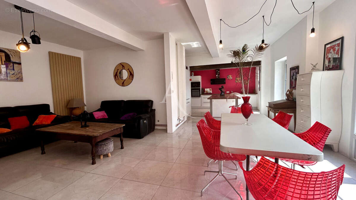 Maison à MONTRICHARD