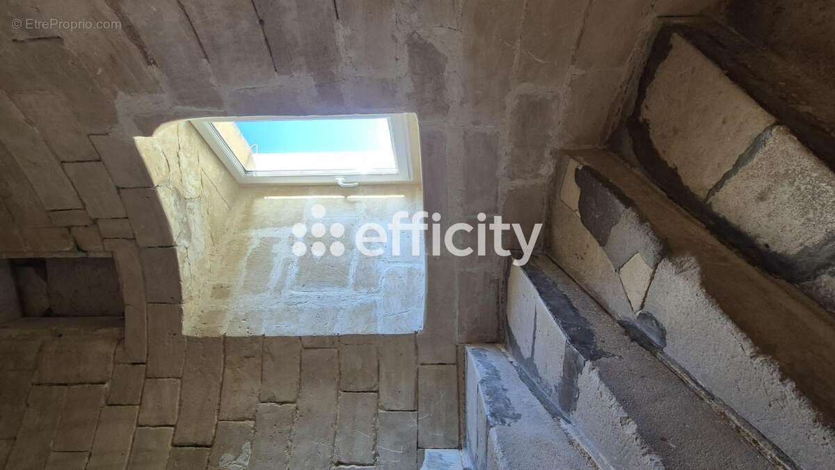 Maison à VIENNE-EN-BESSIN