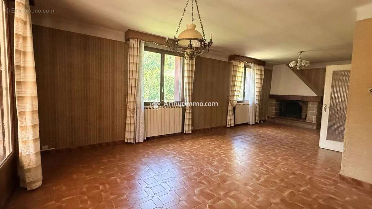 Maison à MILLAU