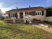 Maison à VILLENEUVE-SUR-YONNE