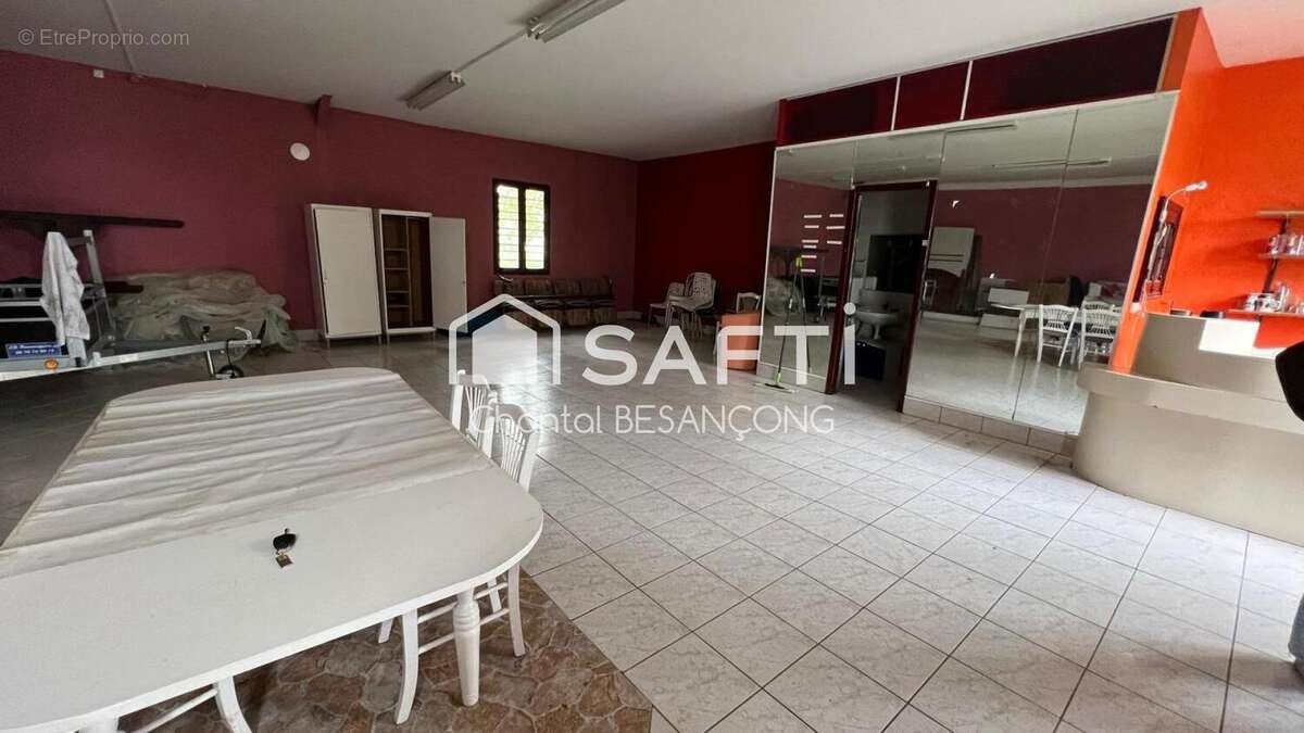 Photo 2 - Commerce à DIEUZE