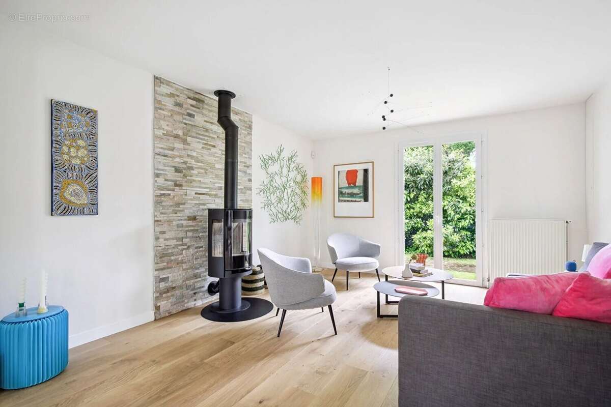 Maison à LE VESINET