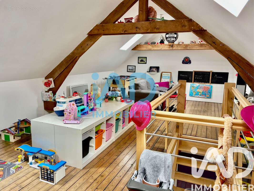 Maison 172 m² à Beaumont-Hamel  - photo 8