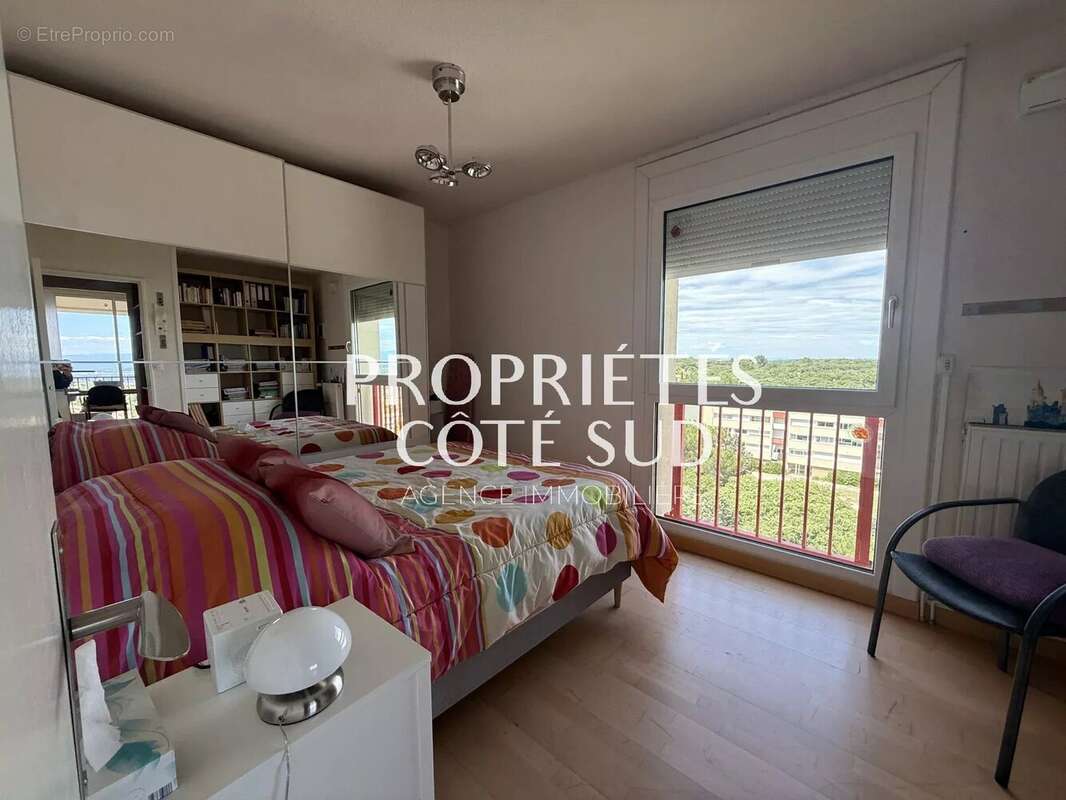 Appartement à VILLENEUVE-LES-AVIGNON