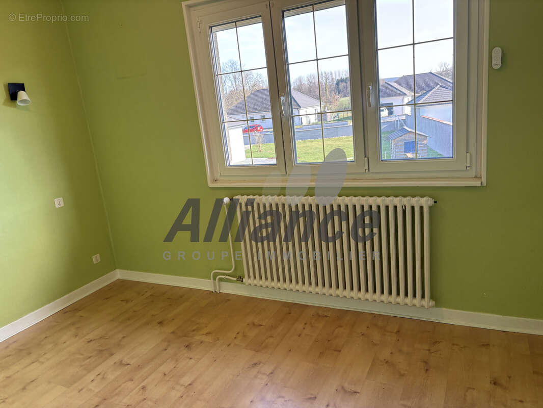 Maison à SAINT-SAUVEUR