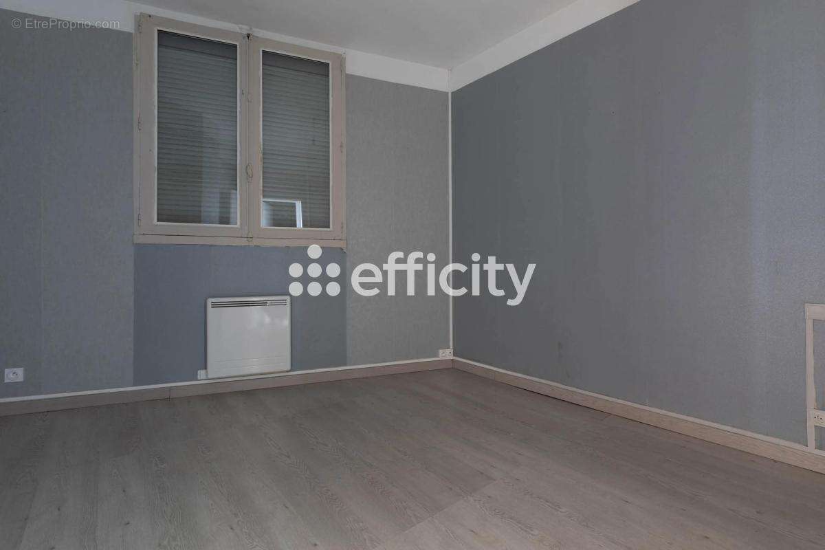 Maison 145 m² à La Bruffiere  - photo 8