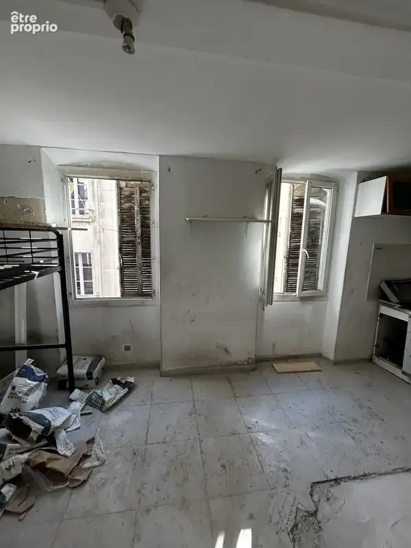 Studio 18 m2 à rénover   Rue Beaumont - photo 2
