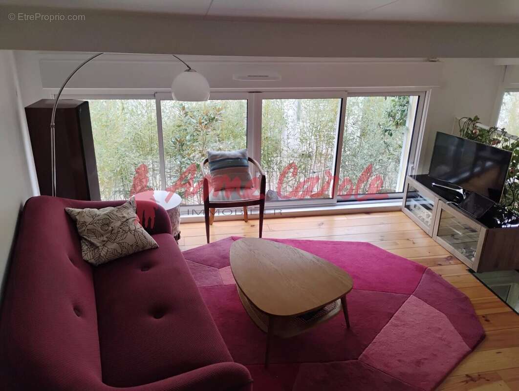 Appartement à PARIS-20E