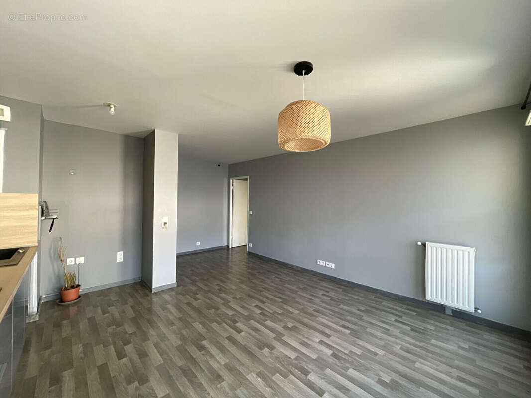 Appartement à SARTROUVILLE