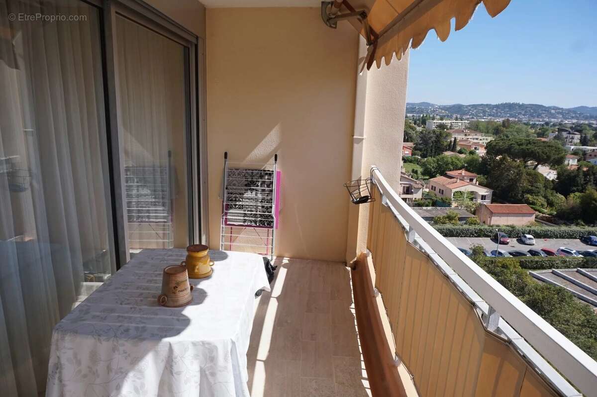 Appartement à MANDELIEU-LA-NAPOULE