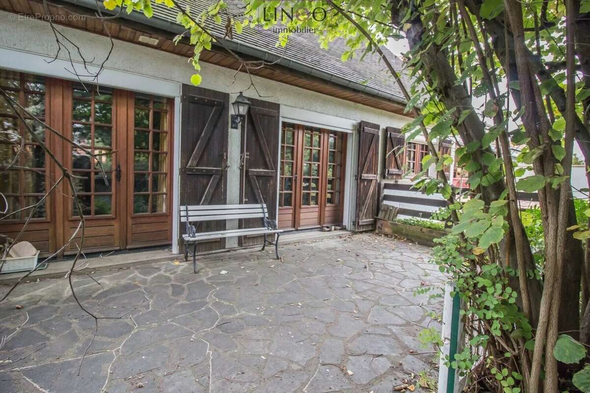 Maison à CHOISY-LE-ROI