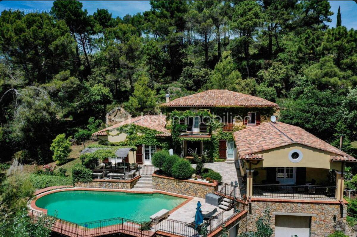 Maison à DRAGUIGNAN